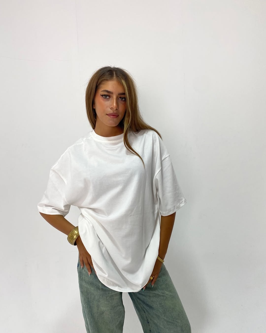 Minimalist White Drop Shoulder Oversized T-Shirt β Unisex Streetwear