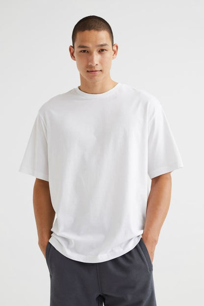 Minimalist White Drop Shoulder Oversized T-Shirt – Unisex Streetwear