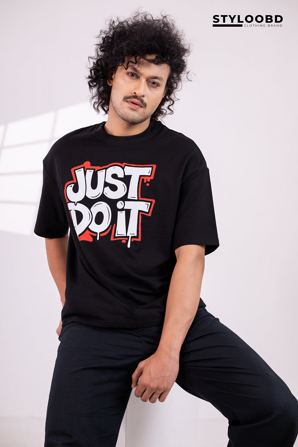 Premium Modern Maroon Oversized "Just Do It" Graphic T-Shirt – Stylish & Comfortable Streetwear for Men