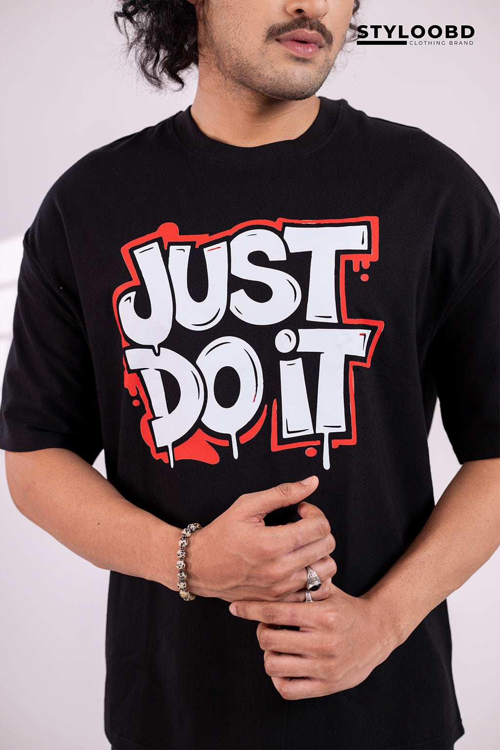 Premium Modern Maroon Oversized "Just Do It" Graphic T-Shirt – Stylish & Comfortable Streetwear for Men