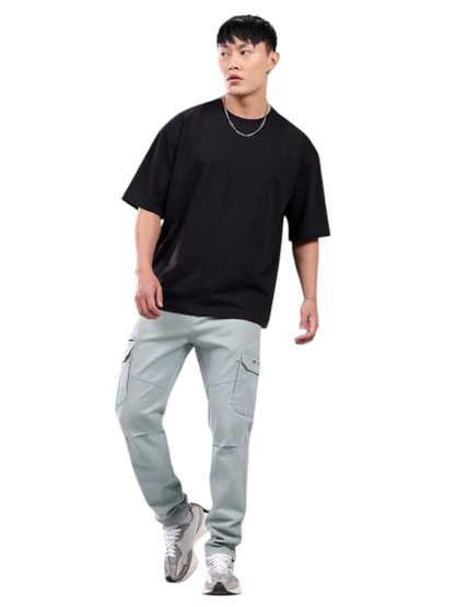 Minimalist Black Drop Shoulder Oversized T-Shirt – Unisex Streetwear