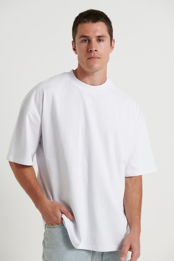 Minimalist White Drop Shoulder Oversized T-Shirt – Unisex Streetwear