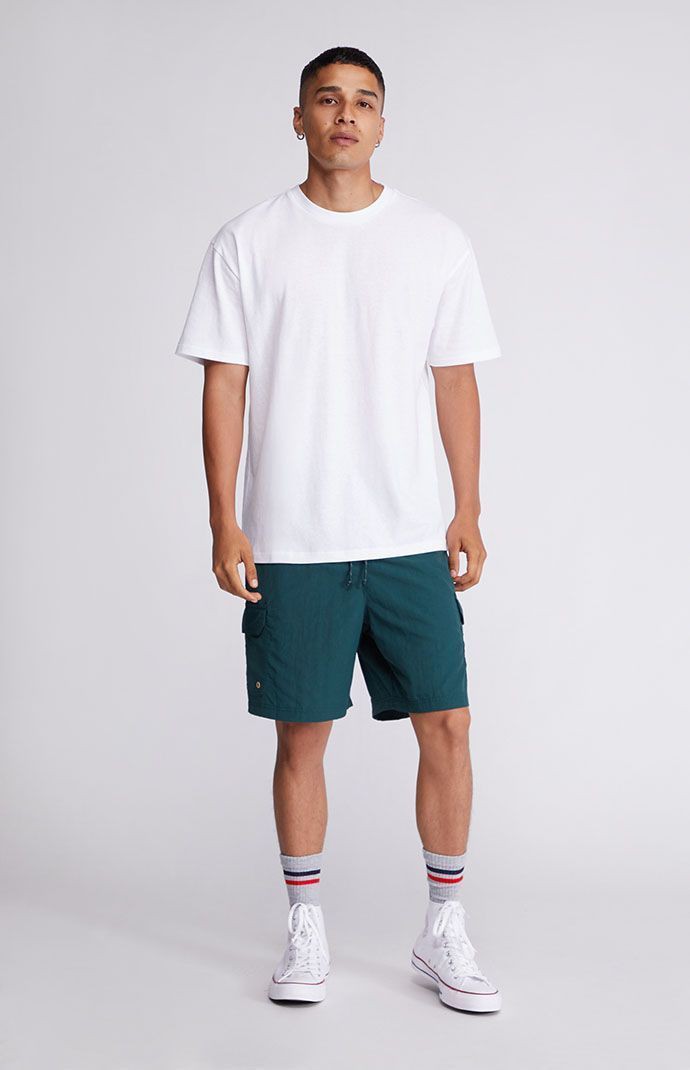 Minimalist White Drop Shoulder Oversized T-Shirt – Unisex Streetwear